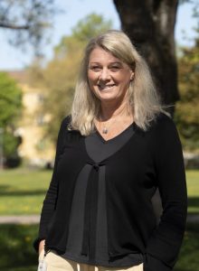 Kicki, utemiljöstrateg på Bostadsbolaget