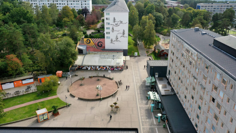 En flygbild av Hammarkulletorget.