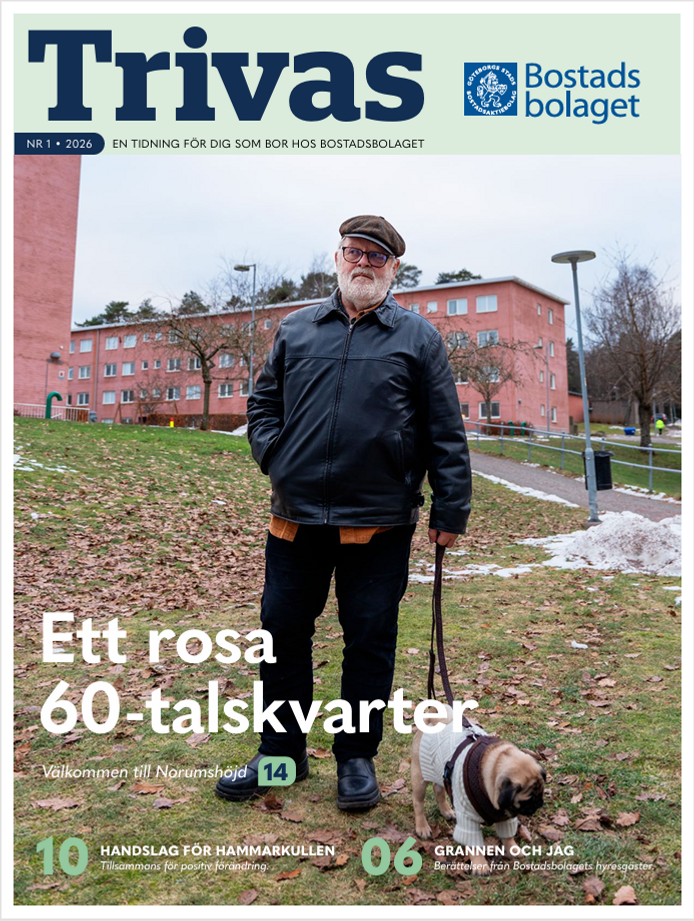 En äldre man står framför ett lägenhetshus med sin hund. Text i bild: "Trivas: Ett rosa 60-talskvarter". 