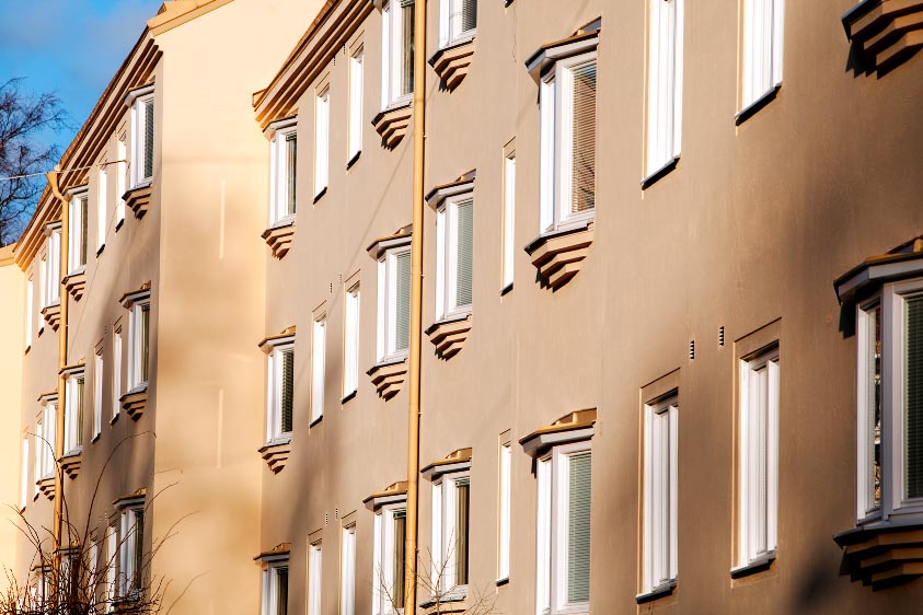 Bilden visar ett av våra trevåningshus i Högsbo, Göteborg