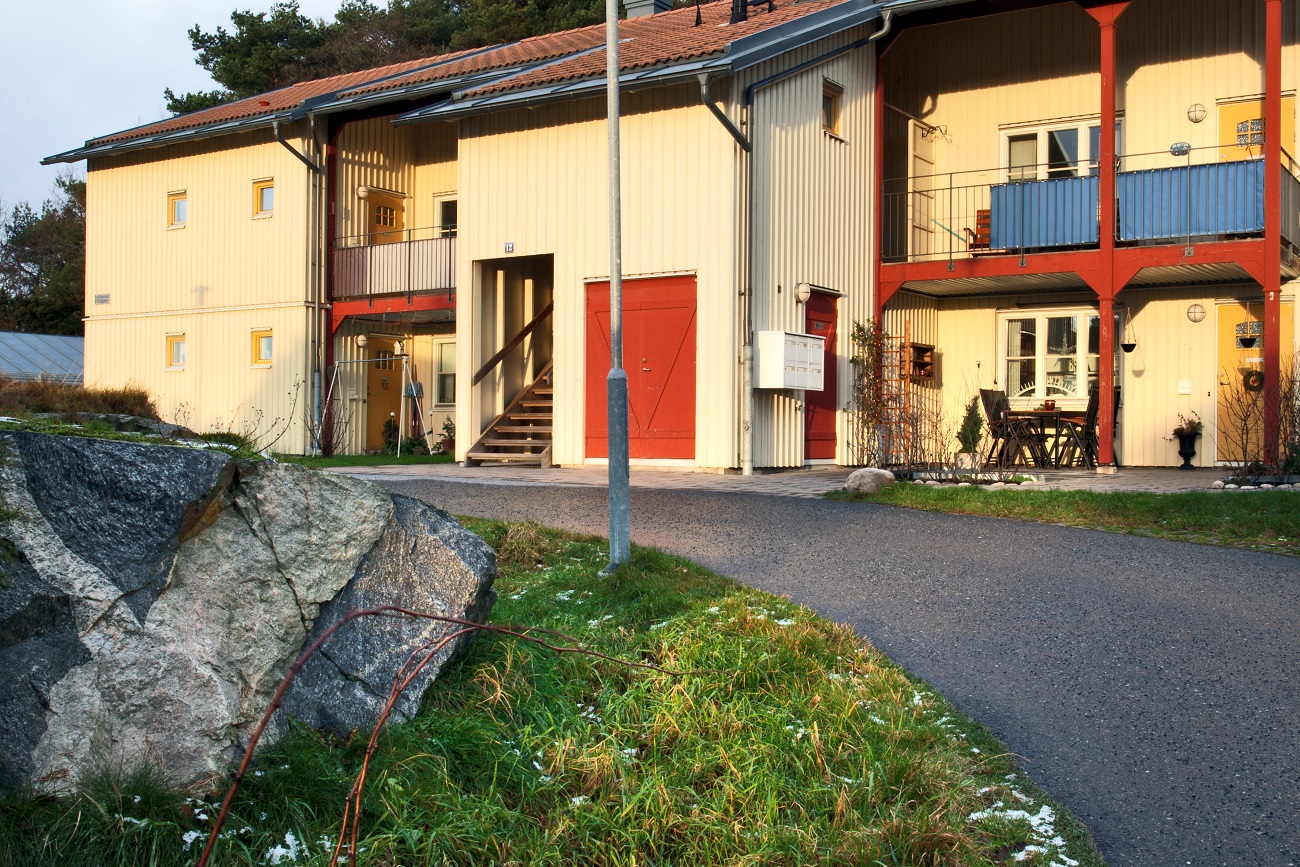 Bilden visar Bostadsbolagets hus i Östra Änghagen